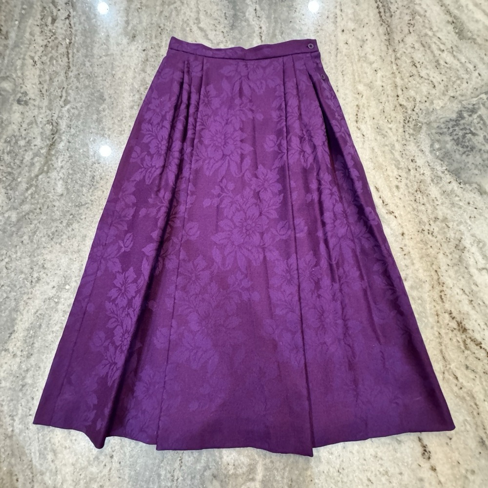 Vintage JAEGER 24" Women's 8 Purple Pleated Floral Brocade 100% WOOL Midi Skirt